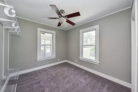 1046 5th St, Aurora, IL 60505 photo 9