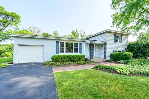 1700 Montgomery Rd, Deerfield, IL 60015