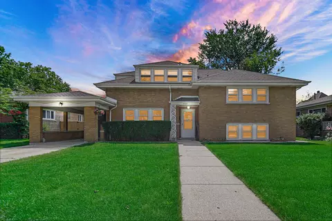 5730 N West Circle Ave, Chicago, IL 60631