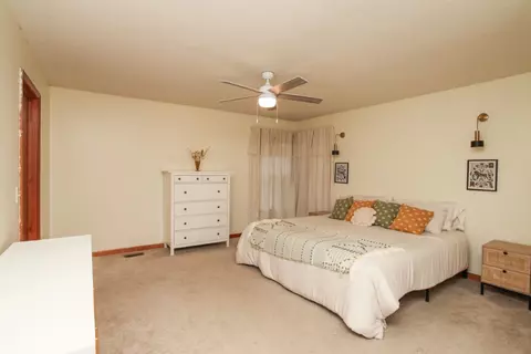 302 Plumage Ct, Normal, IL 61761 photo 15