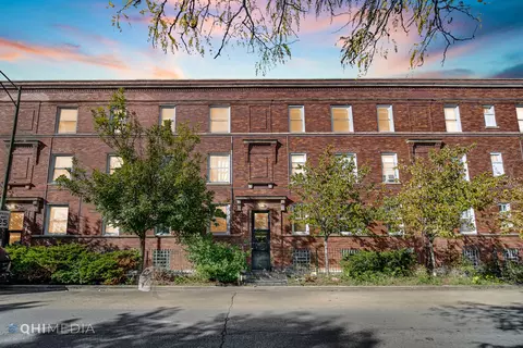 3404 W Congress Pkwy #3, Chicago, IL 60624
