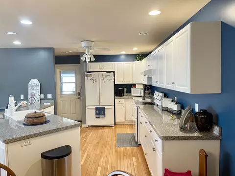 803 Heather Ln, Ottawa, IL 61350 photo 9