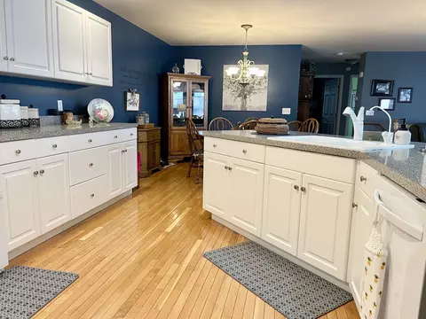 803 Heather Ln, Ottawa, IL 61350 photo 8