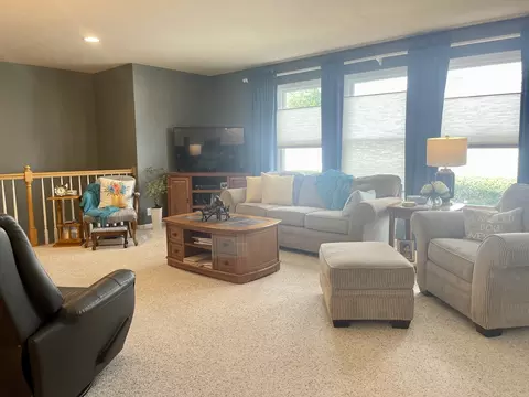 803 Heather Ln, Ottawa, IL 61350 photo 5