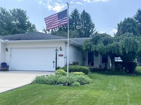 803 Heather Ln, Ottawa, IL 61350