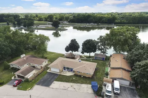 1219 Blackhawk Ave, Mchenry, IL 60051 photo 3
