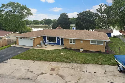 1219 Blackhawk Ave, Mchenry, IL 60051 photo 4