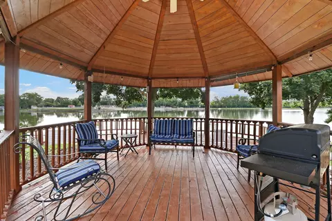 1219 Blackhawk Ave, Mchenry, IL 60051 photo 29