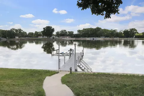 1219 Blackhawk Ave, Mchenry, IL 60051 photo 36