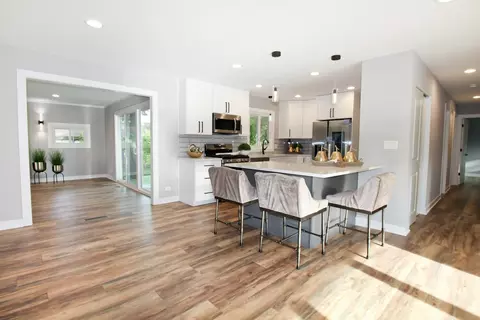 435 Mohave St, Hoffman Estates, IL 60169 photo 7