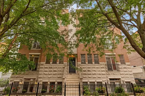 1142 N Wood St #1S, Chicago, IL 60622