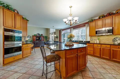 1524 Old Forge Rd, Bartlett, IL 60103 photo 17