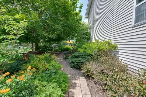1524 Old Forge Rd, Bartlett, IL 60103 photo 41