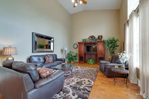 1524 Old Forge Rd, Bartlett, IL 60103 photo 19