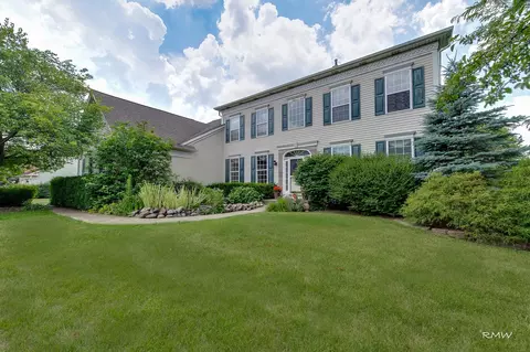1524 Old Forge Rd, Bartlett, IL 60103