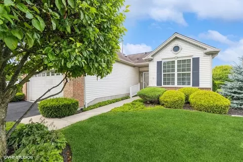 12419 Fox Run Ct, Huntley, IL 60142