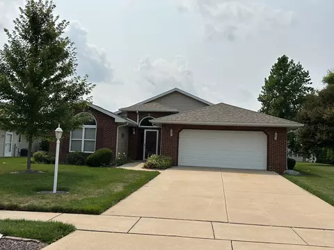 2908 Becker Dr, Peru, IL 61354