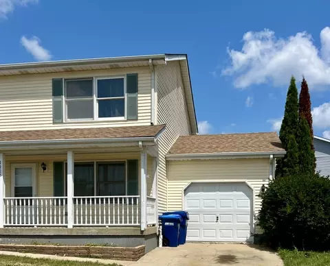1425 Moluf St, Dekalb, IL 60115