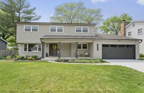 6220 Fairmount Ave, Downers Grove, IL 60515