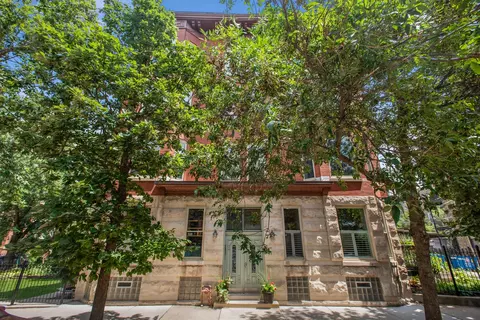 919 N Campbell Ave #1S, Chicago, IL 60622