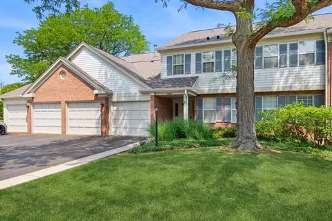 1600 Pennsbury Ct #A2, Wheeling, IL 60090