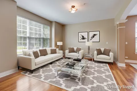 5740 Providence Dr, Hoffman Estates, IL 60192 photo 10