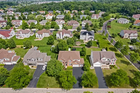 5740 Providence Dr, Hoffman Estates, IL 60192 photo 33