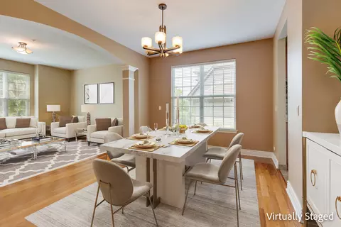 5740 Providence Dr, Hoffman Estates, IL 60192 photo 9
