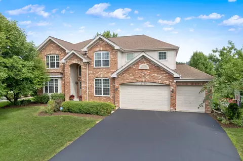 5740 Providence Dr, Hoffman Estates, IL 60192