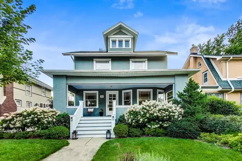 72 N Brainard Ave, La Grange, IL 60525