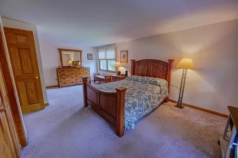100 Valley Dr, Oakwood Hills, IL 60013 photo 13