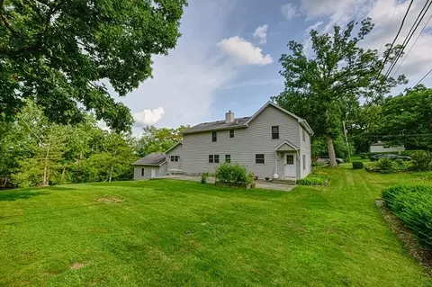 100 Valley Dr, Oakwood Hills, IL 60013 photo 23