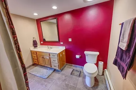 100 Valley Dr, Oakwood Hills, IL 60013 photo 14