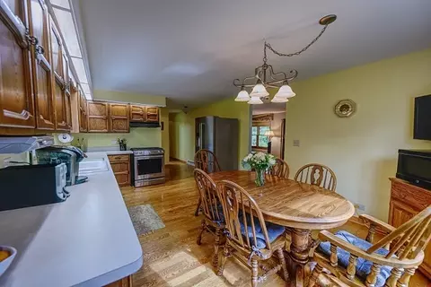 100 Valley Dr, Oakwood Hills, IL 60013 photo 8