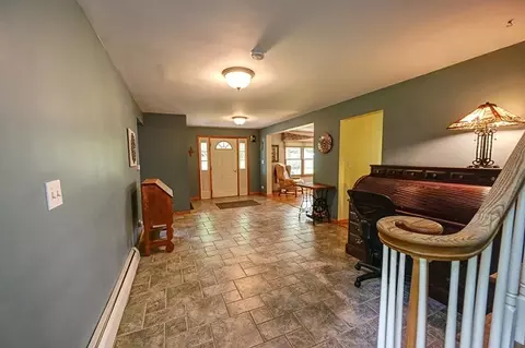 100 Valley Dr, Oakwood Hills, IL 60013 photo 11
