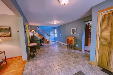 100 Valley Dr, Oakwood Hills, IL 60013 photo 12