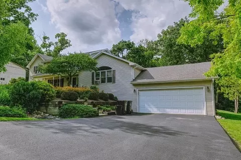100 Valley Dr, Oakwood Hills, IL 60013 photo 31