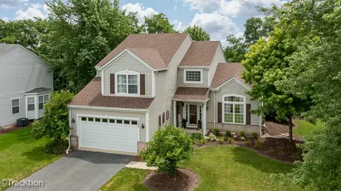 526 Rosebush Ln, Oswego, IL 60543