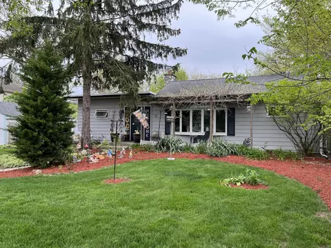 268 N Bonnie Brae Ave, Elmhurst, IL 60126