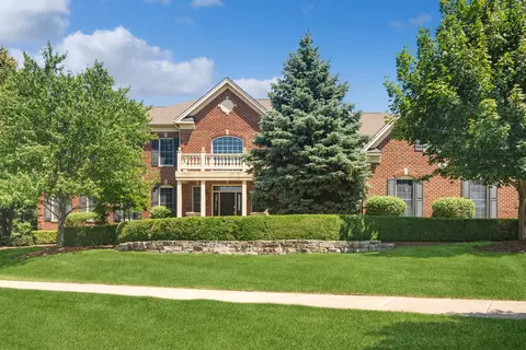 2 Turnbury Ct, Hawthorn Woods, IL 60047