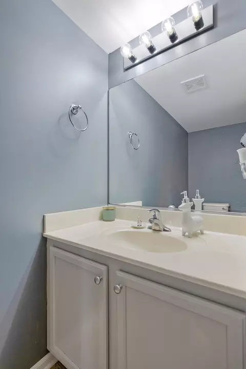 Undisclosed, Pingree Grove, IL 60140 photo 11