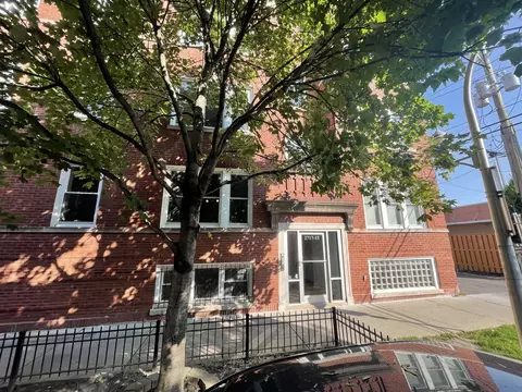 2717 N Sawyer Ave #G, Chicago, IL 60647
