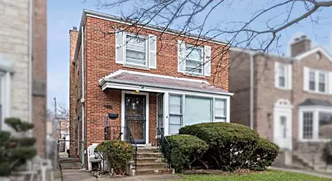 2734 W Sherwin Ave, Chicago, IL 60645