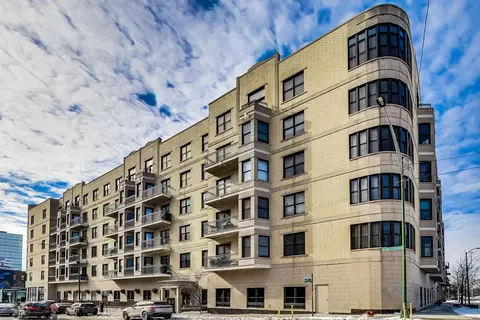 520 N Halsted St #216, Chicago, IL 60642