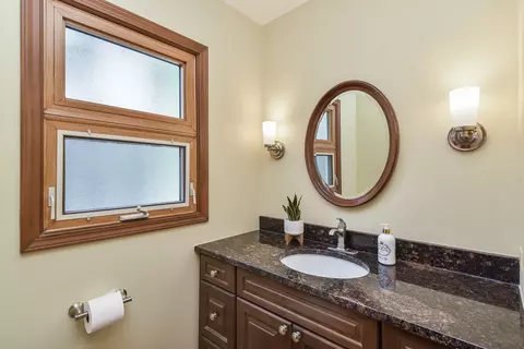 1106 Irving Ave, Wheaton, IL 60187 photo 8