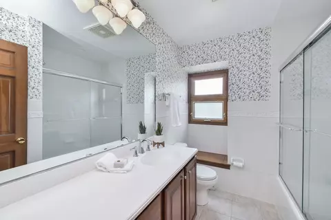 1106 Irving Ave, Wheaton, IL 60187 photo 14