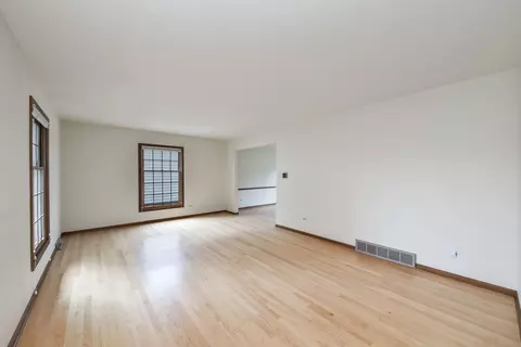 1106 Irving Ave, Wheaton, IL 60187 photo 7