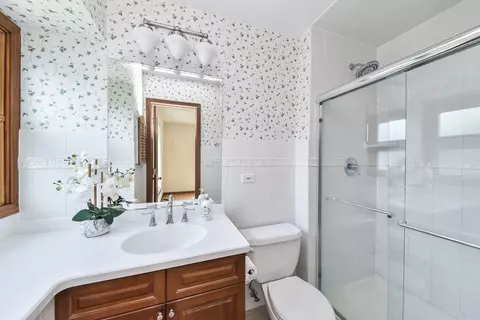 1106 Irving Ave, Wheaton, IL 60187 photo 10
