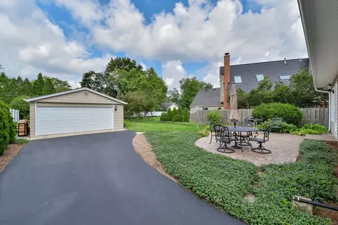 1106 Irving Ave, Wheaton, IL 60187 photo 16