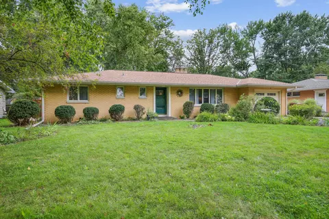 1803 Mcdonald Dr, Champaign, IL 61821